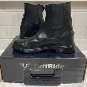 Children’s TuffRider zip up paddock boot size 4